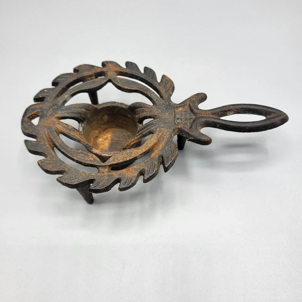 Vintage Cast Iron Trivet Footed Candle Holder Leaf Scroll Design Black Brown